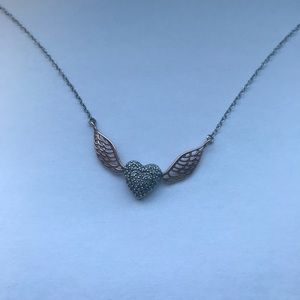 Jessica Simpson necklace